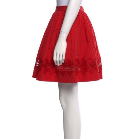 Alice + Olivia Lace-Inset Pouf Mini Skirt, Red, Size 8, EUC - Picture 5 of 7